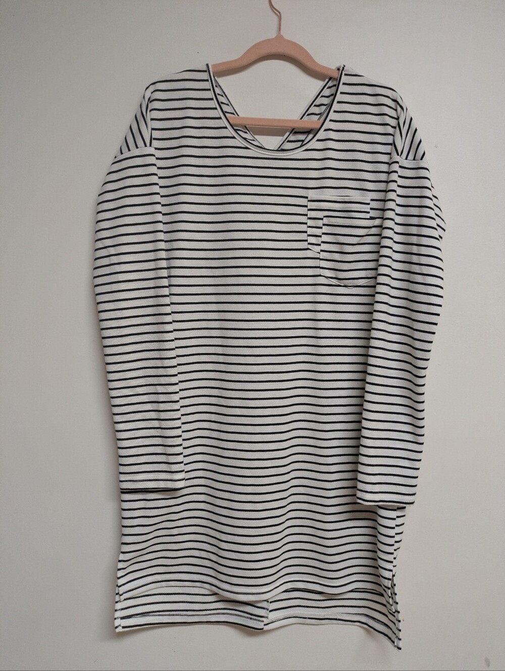 Striped Back-Detail Shift Dress - Black/White - Picture 3 of 10
